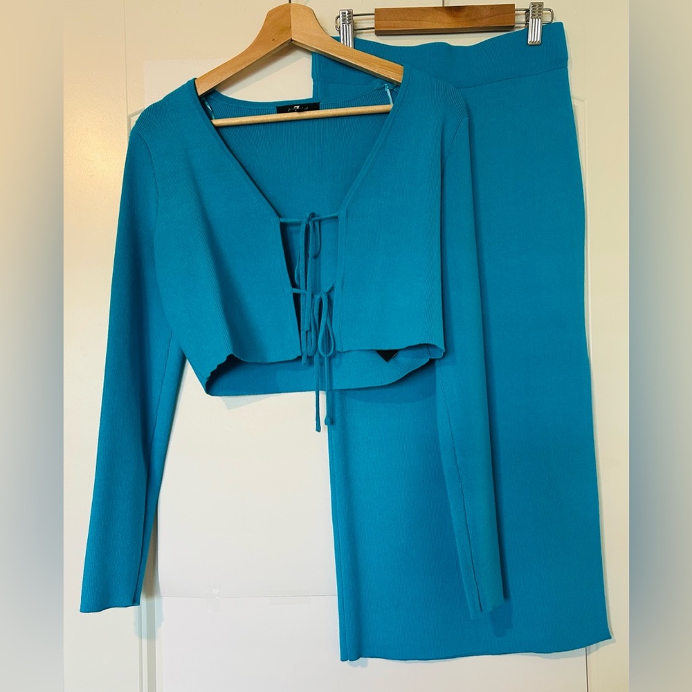 7 For All Mankind Vibrant Blue Knit Top and Skirt Set